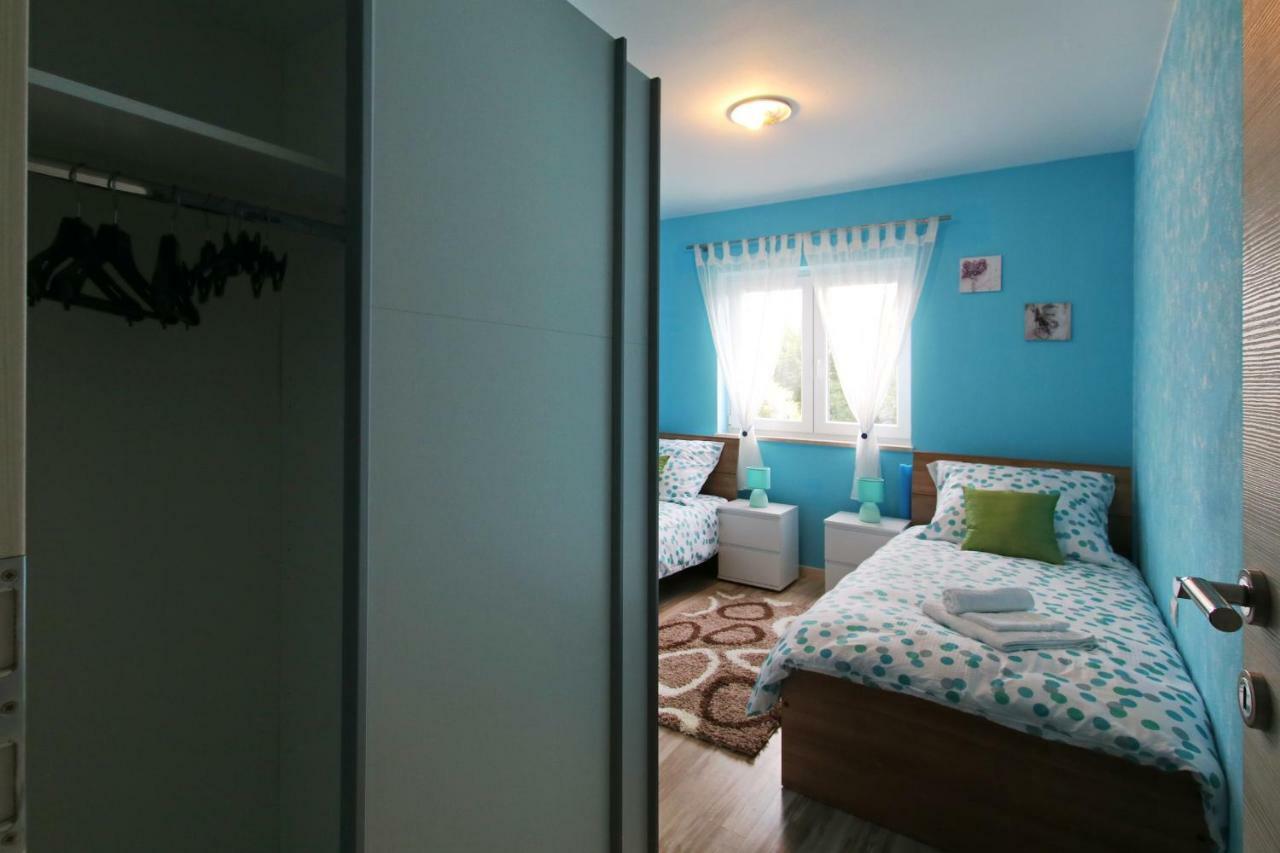 Apartment Valmas Pula Extérieur photo