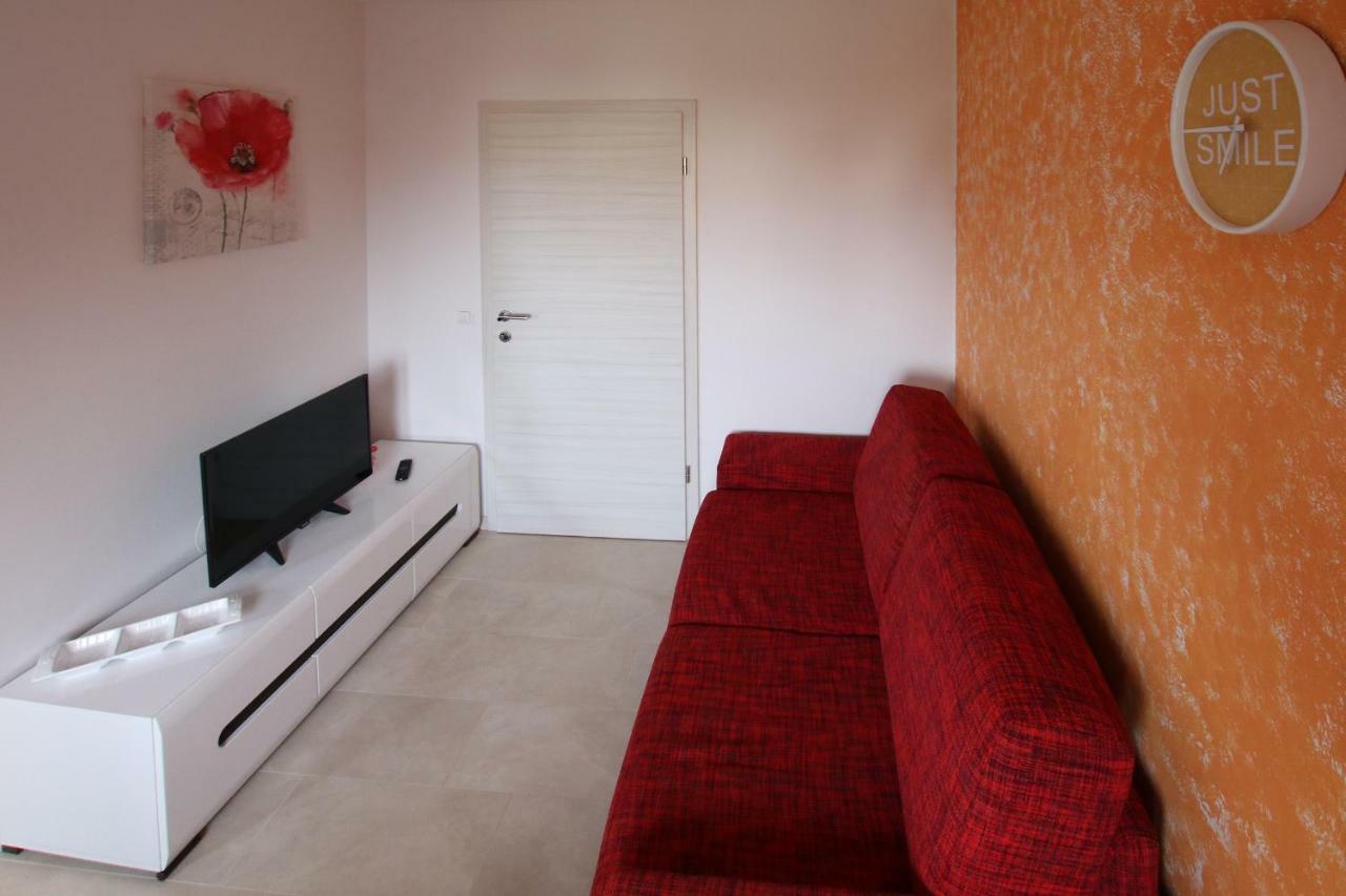 Apartment Valmas Pula Extérieur photo